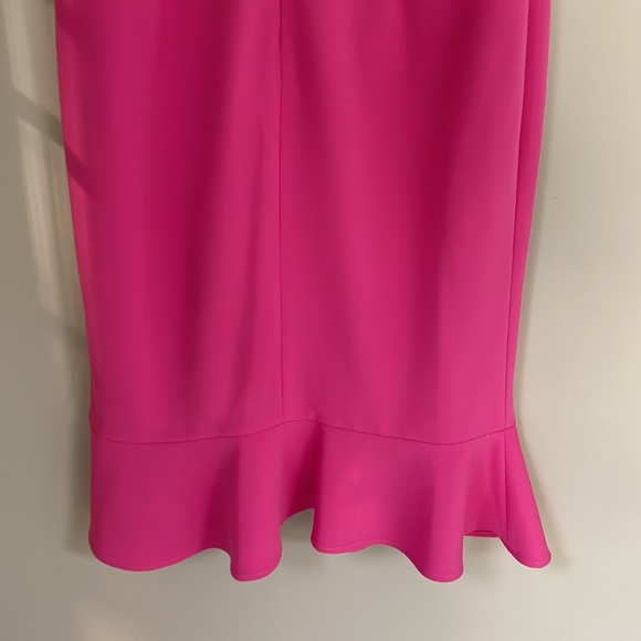 Betsey Johnson  Pink  V Neck Ruffle Flutter Hem Sheath Dress Size 2 Slee… - Picture 7 of 9